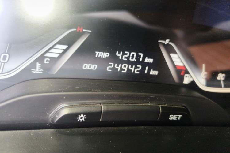 Used Baojun 360 2019 1.5L Manual Elite Version China VI Odometer Close Up