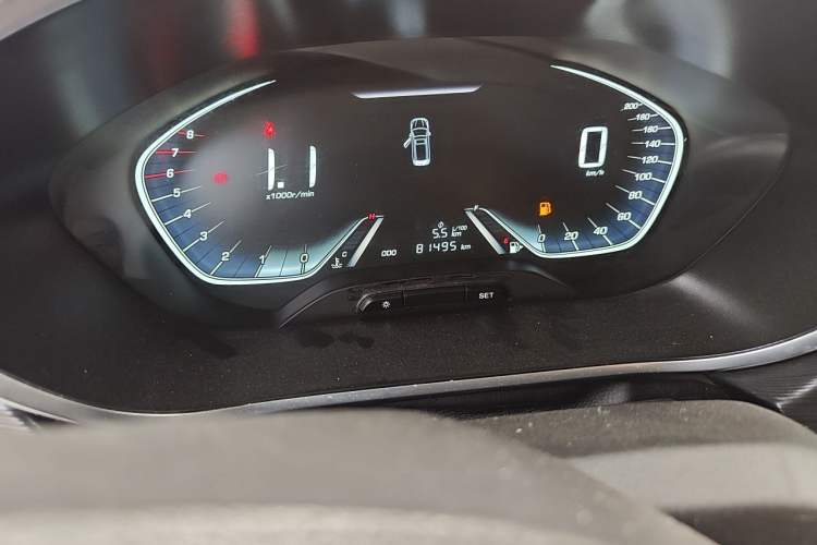 Used Baojun 360 2019 1.5L Manual Elite Version China VI Odometer Close Up