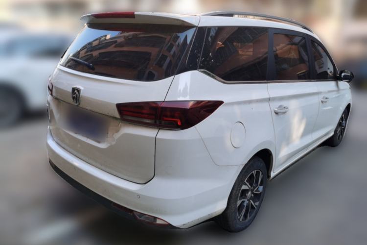 Used Baojun 360 2019 Revised Version 1.5L Manual Luxury Edition China VI Rear Right 45 Deg