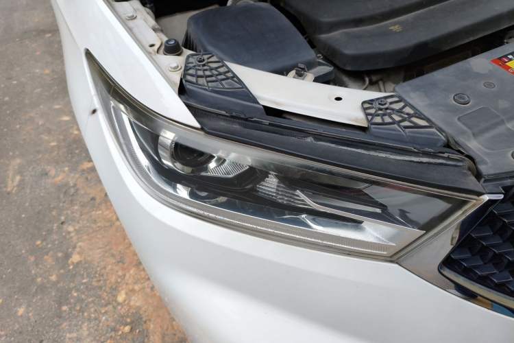 Used Baojun 360 2019 1.5L Manual Elite Version China VI Right Front Headlight