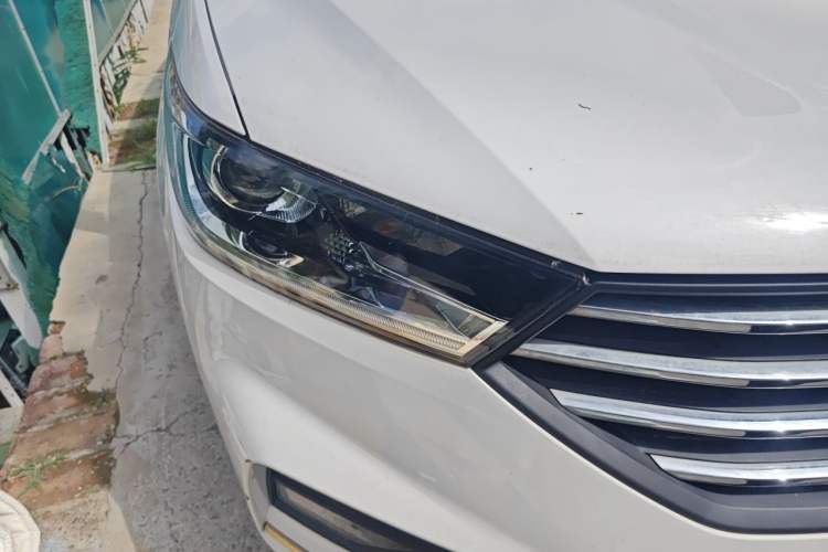 Used Baojun 360 2019 1.5L Automatic Elite Version China VI Right Front Headlight