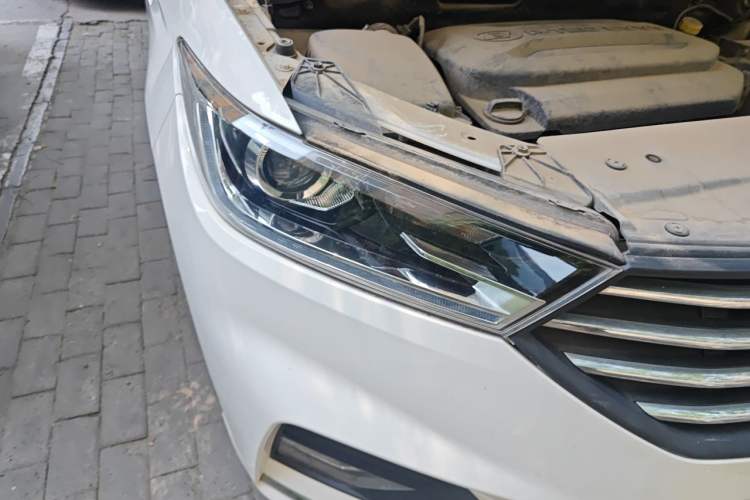 Used Baojun 360 2019 1.5L Manual Luxury Version China VI Right Front Headlight