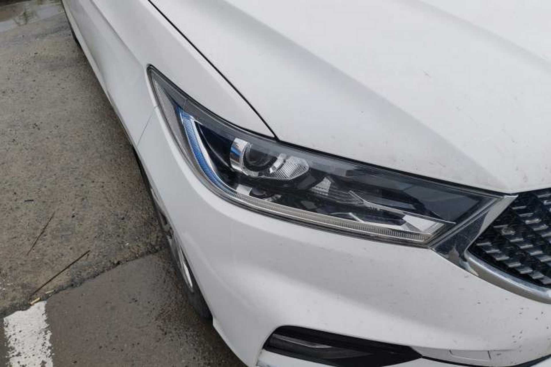 Used Baojun 360 2019 Revised Version 1.5L Manual Elite China VI Right Front Headlight