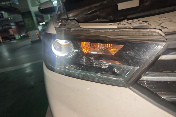 Used Baojun 360 2019 1.5L Manual Elite Version China VI Right Front Headlight
