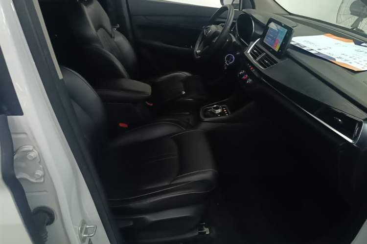 Used Baojun 360 2019 1.5L CVT Elite Version China VI Right Front Seat