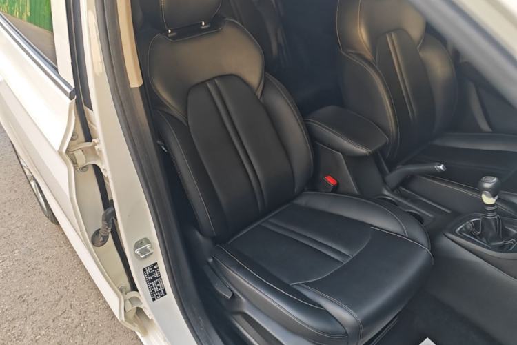 Used Baojun 360 2019 1.5L Manual Elite Version China VI Right Front Seat