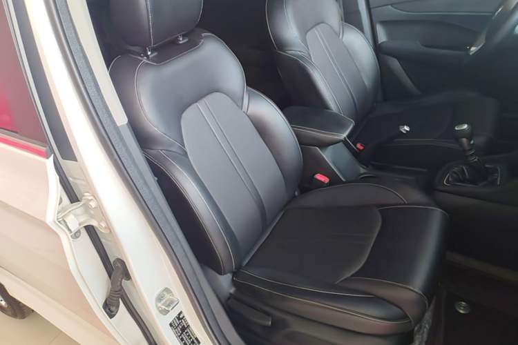 Used Baojun 360 2019 1.5L Manual Elite Version China VI Right Front Seat