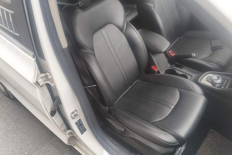 Used Baojun 360 2019 1.5L Automatic Elite Version China VI Right Front Seat