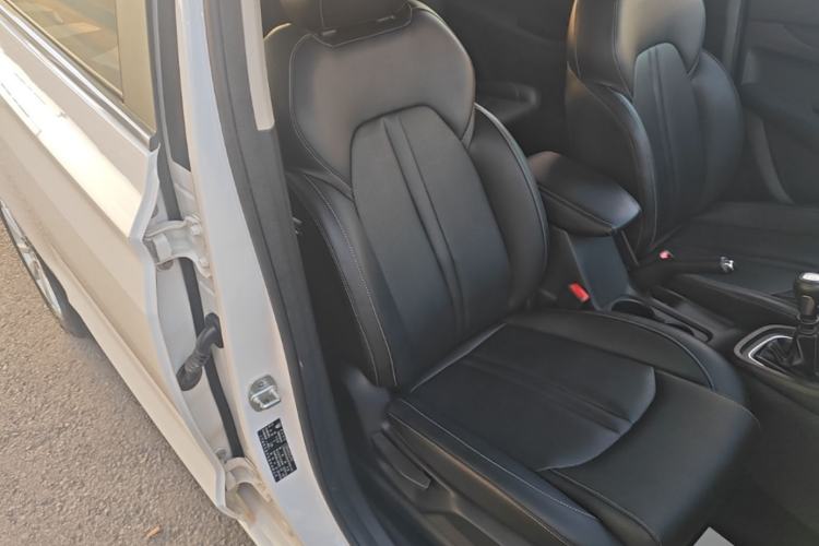 Used Baojun 360 2019 1.5L Manual Elite Version China VI Right Front Seat