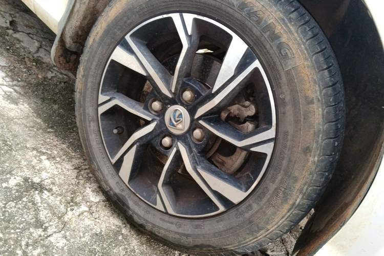 Used Baojun 360 2019 1.5L Manual Luxury Version China VI Right Front Wheel Hub