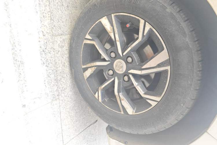 Used Baojun 360 2019 1.5L Manual Luxury Version China VI Right Front Wheel Hub