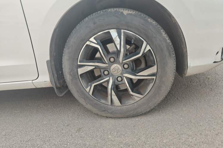 Used Baojun 360 2019 1.5L Manual Luxury Version China VI Right Front Wheel Hub