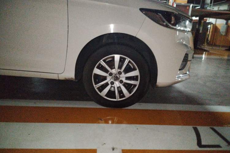 Used Baojun 360 2019 1.5L Manual Elite Version China VI Right Front Wheel Hub