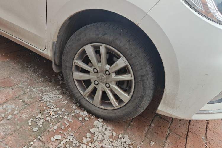 Used Baojun 360 2019 1.5L CVT Elite Version China VI Right Front Wheel Hub