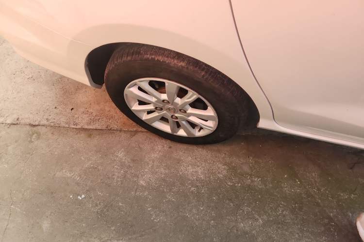 Used Baojun 360 2019 1.5L Automatic Elite Version China VI Right Rear Wheel Hub