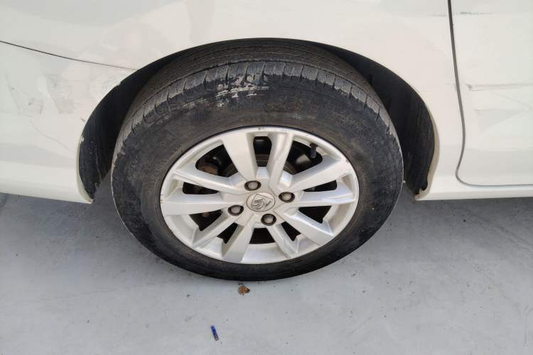 Used Baojun 360 2019 1.5L Manual Elite Version China VI Right Rear Wheel Hub