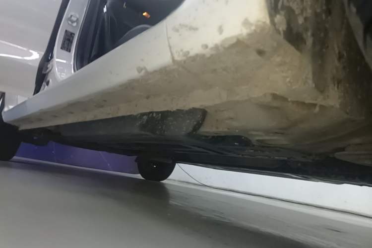 Used Baojun 360 2019 1.5L CVT Elite Version China VI Right Side Sill