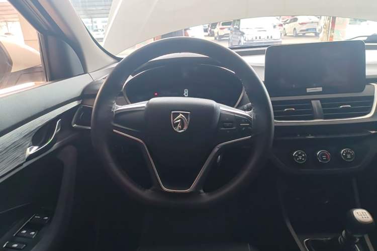 Used Baojun 360 2019 1.5L Manual Elite Version China VI Steering Wheel