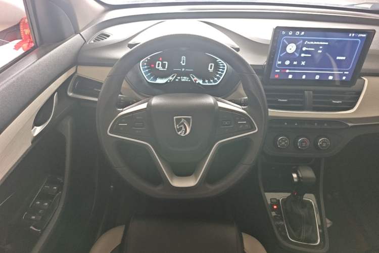 Used Baojun 360 2019 1.5L CVT Elite Version China VI Steering Wheel
