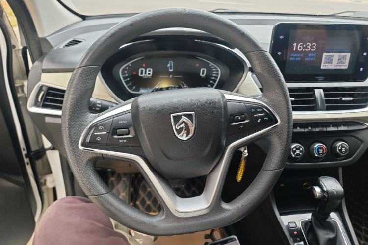 Used Baojun 360 2019 1.5L CVT Elite Version China VI Steering Wheel