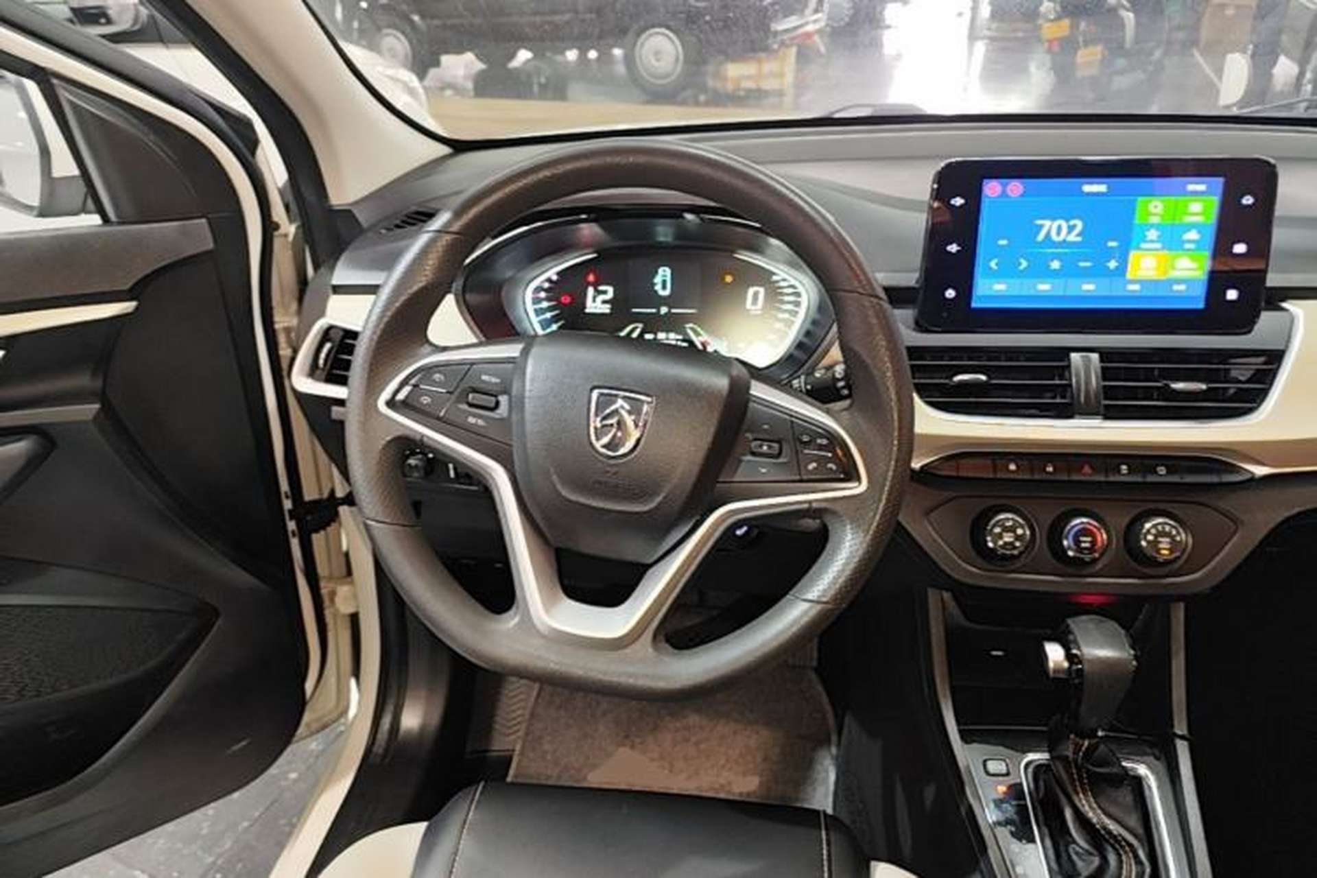 Used Baojun 360 2019 1.5L CVT Elite Version China VI Steering Wheel
