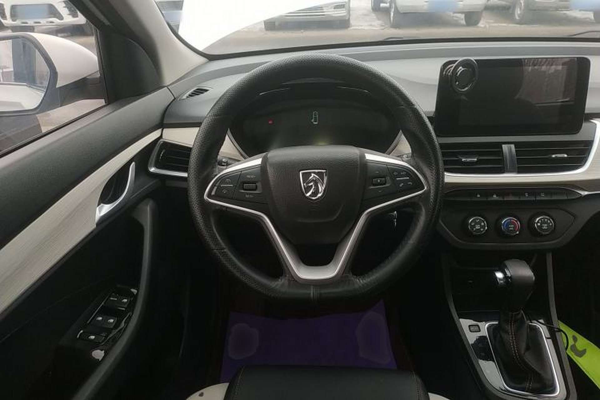 Used Baojun 360 2019 1.5L CVT Elite Version China VI Steering Wheel