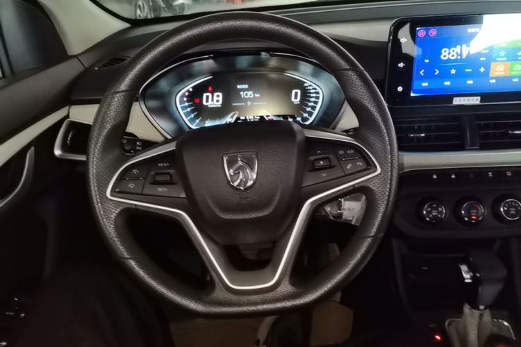 Used Baojun 360 2019 1.5L CVT Elite Version China VI Steering Wheel