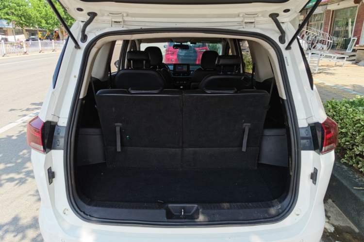 Used Baojun 360 2019 1.5L Manual Elite Version China VI Trunk
