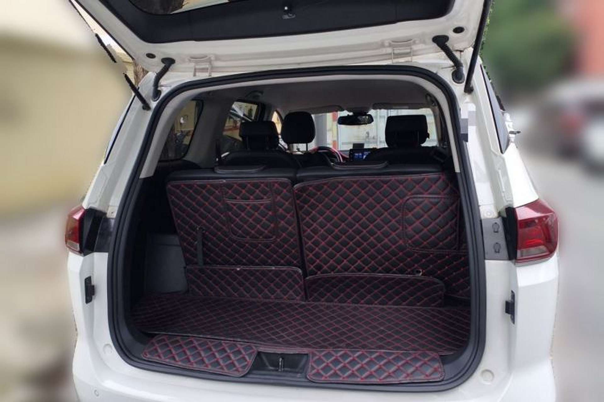 Used Baojun 360 2019 1.5L Manual Elite Version China VI Trunk