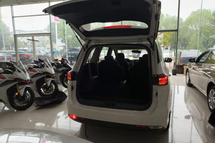 Used Baojun 360 2019 1.5L Manual Elite Version China VI Trunk