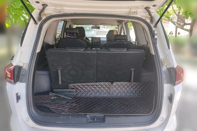 Used Baojun 360 2019 1.5L Automatic Elite Version China VI Trunk