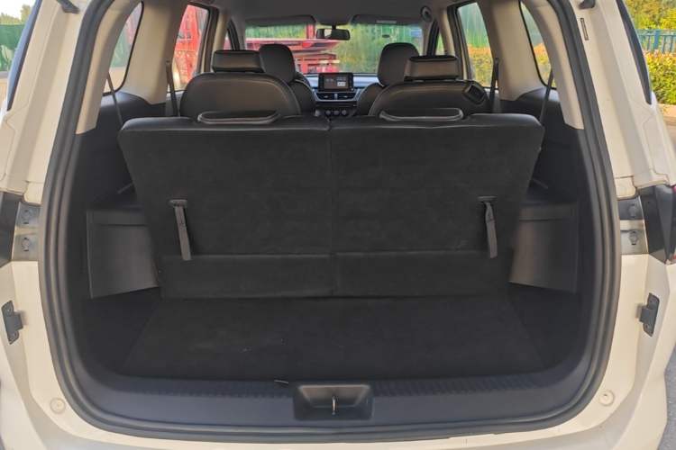 Used Baojun 360 2019 1.5L Manual Elite Version China VI Trunk