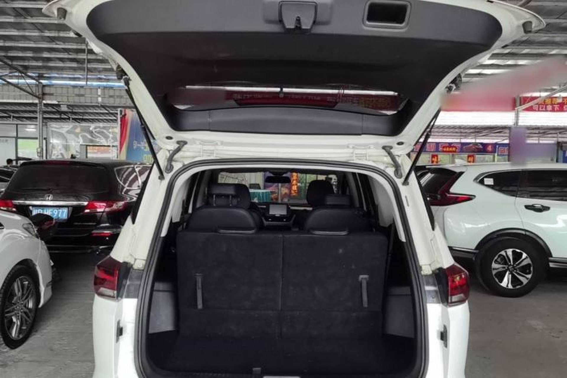 Used Baojun 360 2019 1.5L CVT Elite Version China VI Trunk