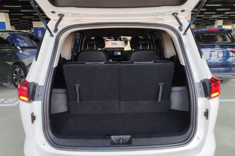 Used Baojun 360 2019 1.5L Manual Elite Version China VI Trunk