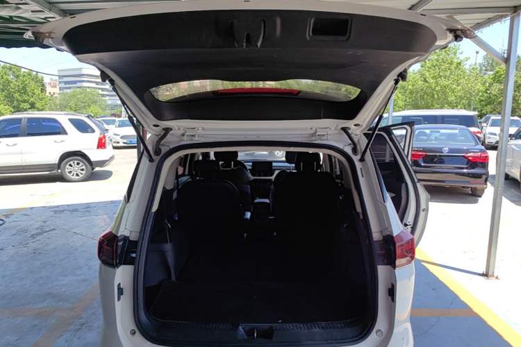 Used Baojun 360 2019 1.5L Automatic Luxury Edition China VI Trunk