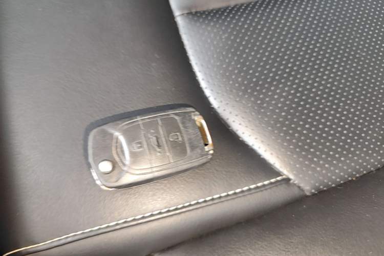 Used Baojun 360 2019 1.5L Automatic Elite Version China VI Vehicle Key