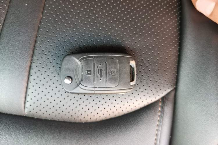 Used Baojun 360 2019 Revised Version 1.5L Manual Luxury Edition China VI Vehicle Key
