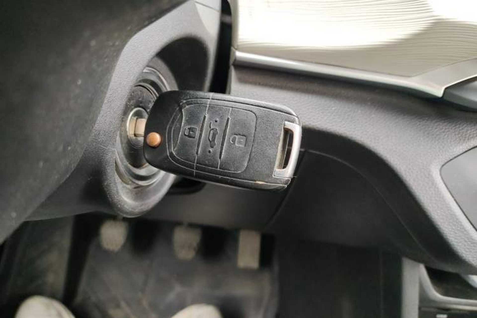 Used Baojun 360 2019 Revised Version 1.5L Manual Elite China VI Vehicle Key