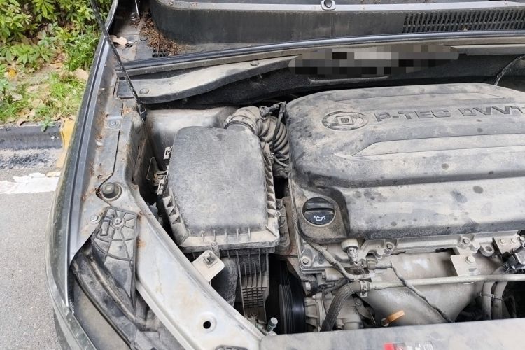 Used Baojun 360 2021 1.5L CVT Elite Version 77kW Engine Bay Right