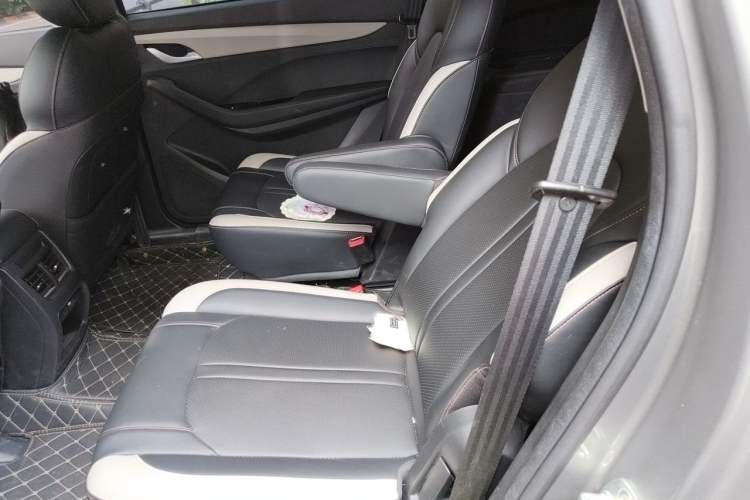 Used Baojun 360 2021 1.5L CVT Elite Version 77kW Left Rear Seat