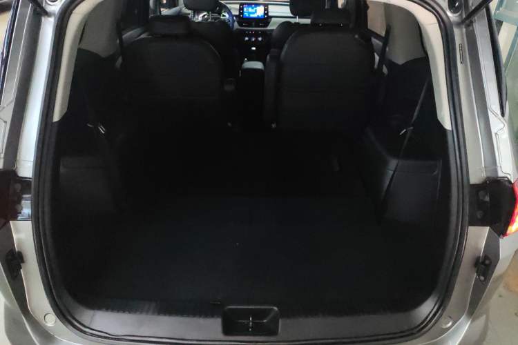 Used Baojun 360 2021 1.5L Manual Elite Edition Trunk