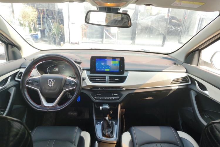 Used Baojun 360 2021 1.5L CVT Luxury Version 77kW Center Console