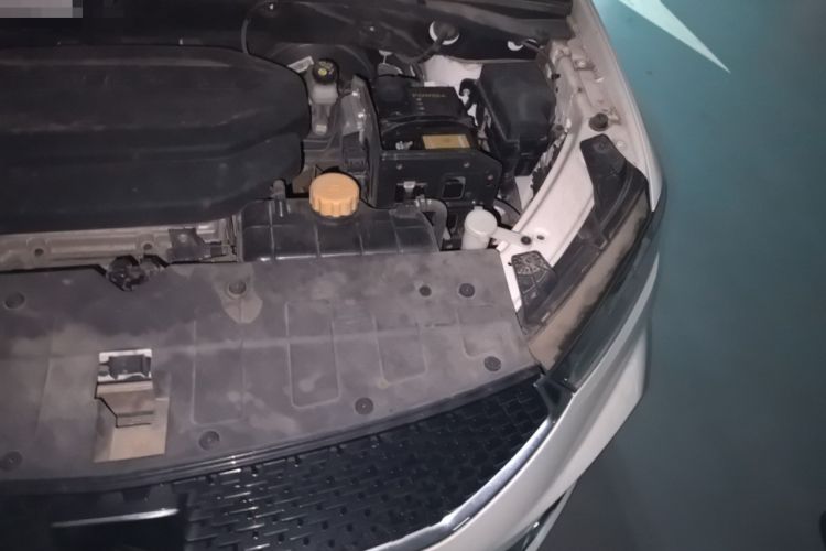 Used Baojun 360 2021 1.5L Manual Elite Edition Engine Bay Left