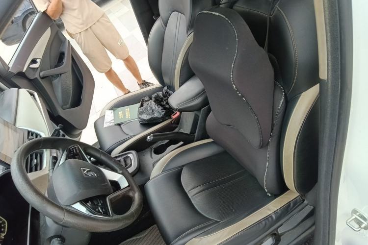 Used Baojun 360 2021 1.5L CVT Elite Version 77kW Left Front Seat