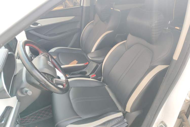 Used Baojun 360 2021 1.5L CVT Luxury Version 77kW Left Front Seat