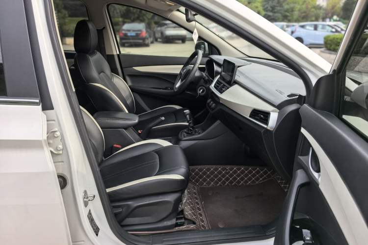 Used Baojun 360 2021 1.5L Manual Elite Edition Right Front Seat