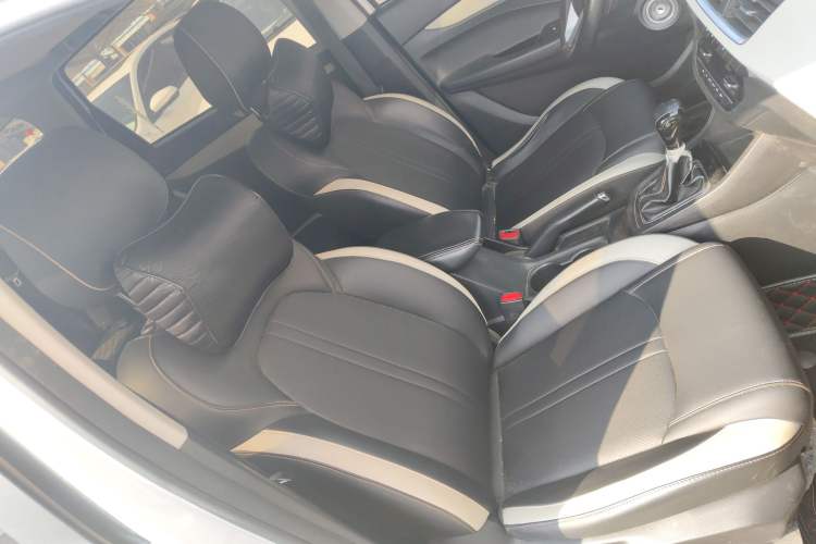Used Baojun 360 2021 1.5L CVT Luxury Version 77kW Right Front Seat