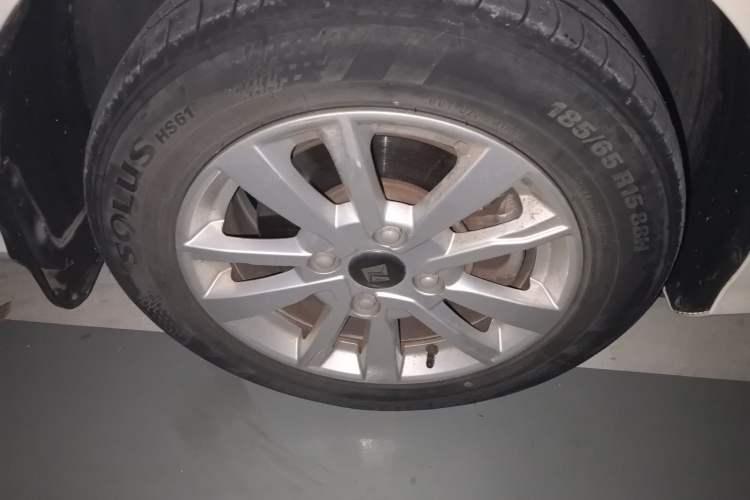 Used Baojun 360 2021 1.5L Manual Elite Edition Right Front Wheel Hub