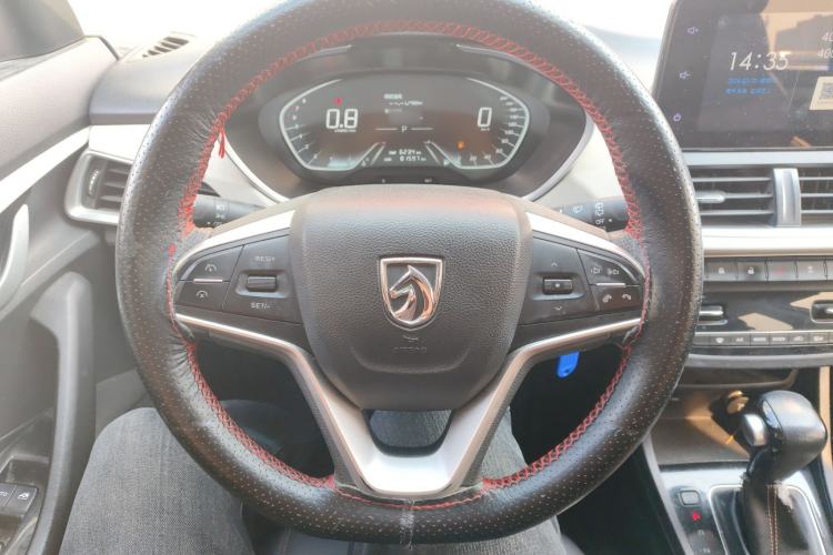 Used Baojun 360 2021 1.5L CVT Luxury Version 77kW Steering Wheel