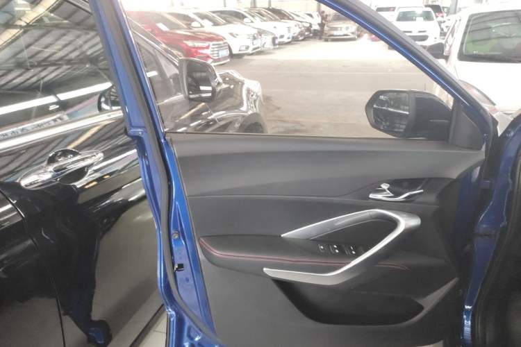 Used Baojun 510 2019 1.5L Automatic Prestige Edition China V Left Front Door Interior